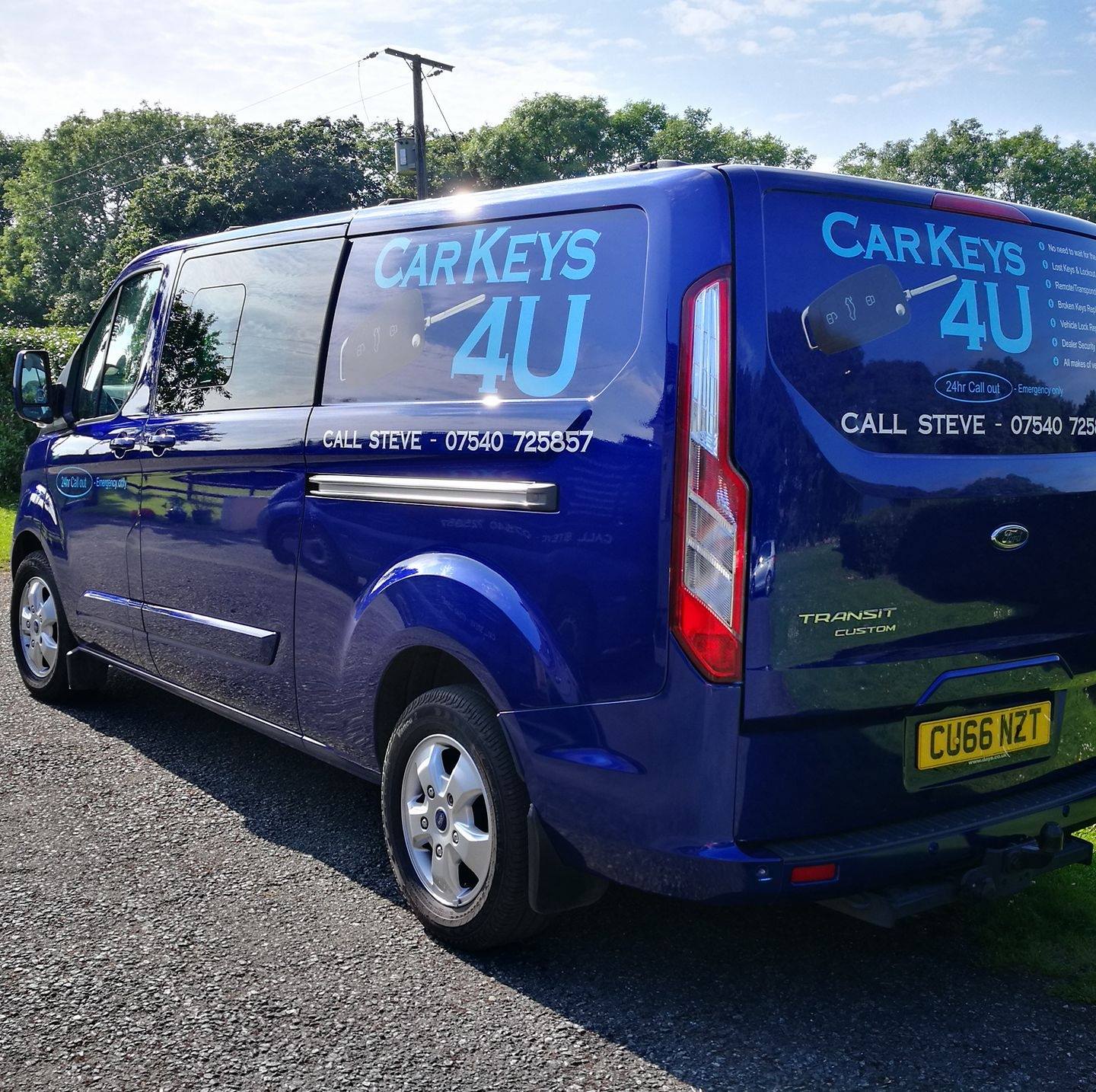 CarKeys4U Service Van